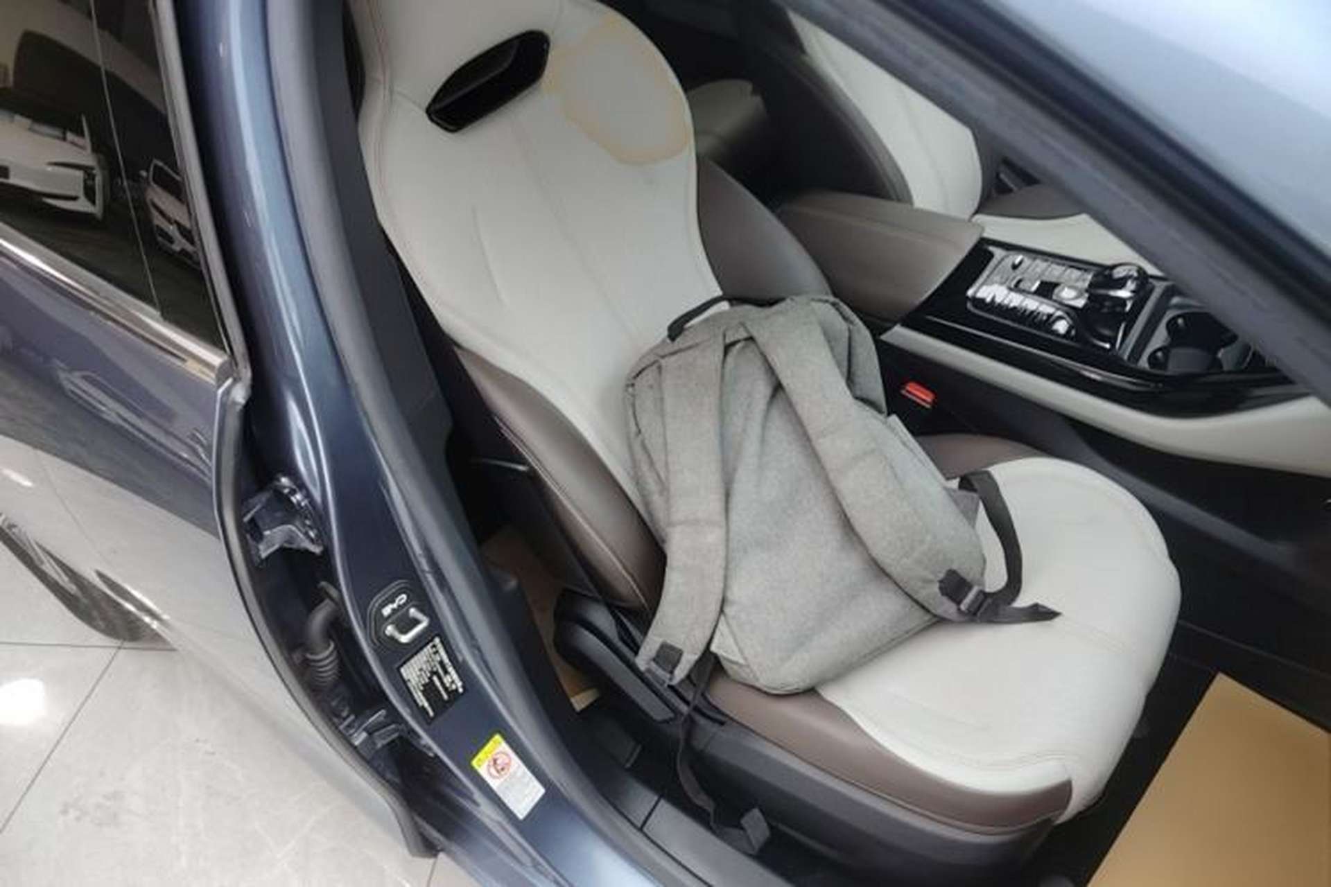 Used BYD Qin PLUS 2024 HONOR Edition DM-i 55KM Leading Model Right Front Seat