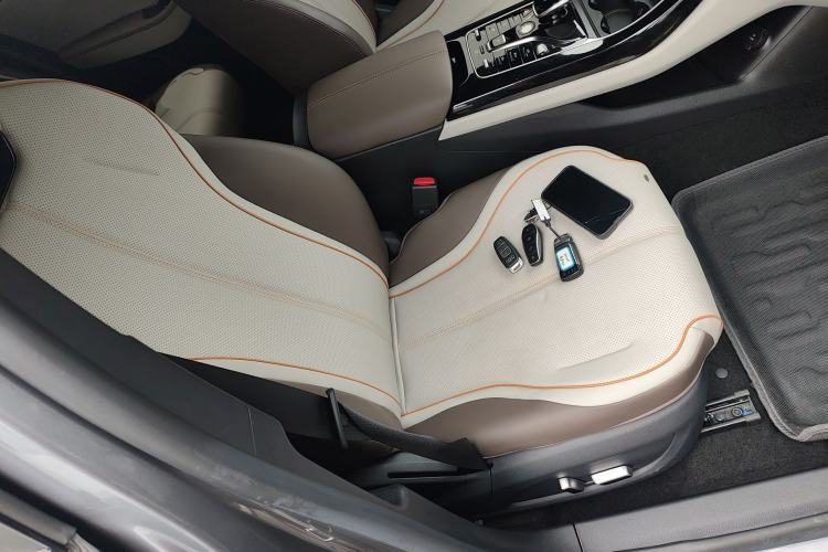 Used BYD Qin PLUS 2024 HONOR Edition DM-i 120KM Excellence Model Right Front Seat