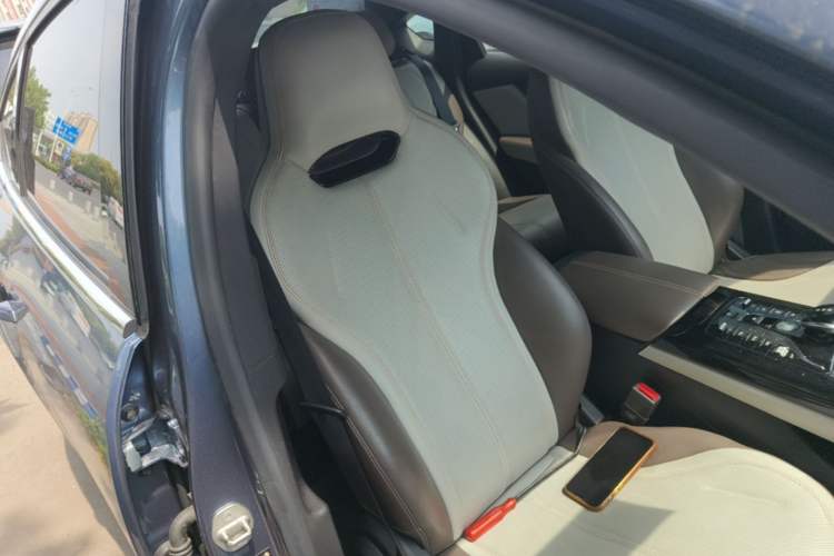 Used BYD Qin PLUS 2024 HONOR Edition DM-i 55KM Leading Model Right Front Seat