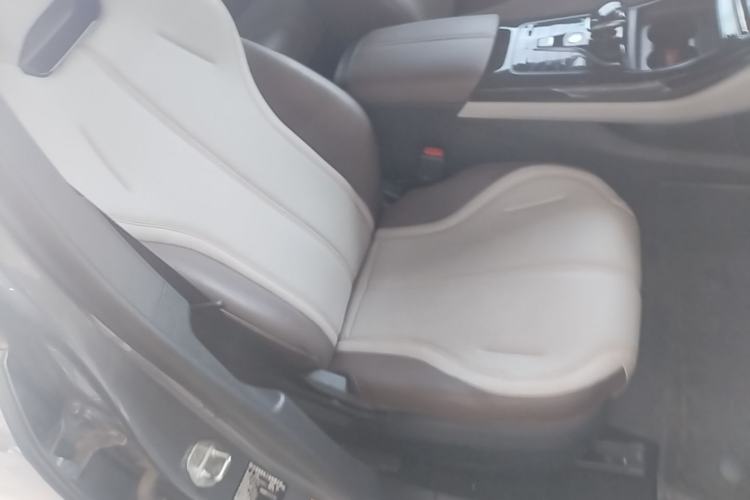 Used BYD Qin PLUS 2024 HONOR Edition DM-i 55KM Leading Model Right Front Seat