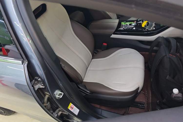 Used BYD Qin PLUS 2024 HONOR Edition DM-i 55KM Leading Model Right Front Seat
