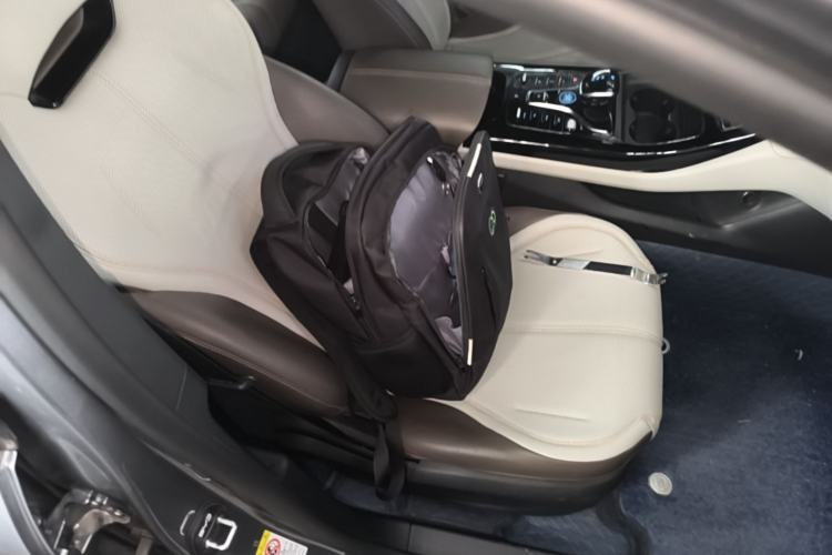 Used BYD Qin PLUS 2024 HONOR Edition DM-i 55KM Leading Model Right Front Seat