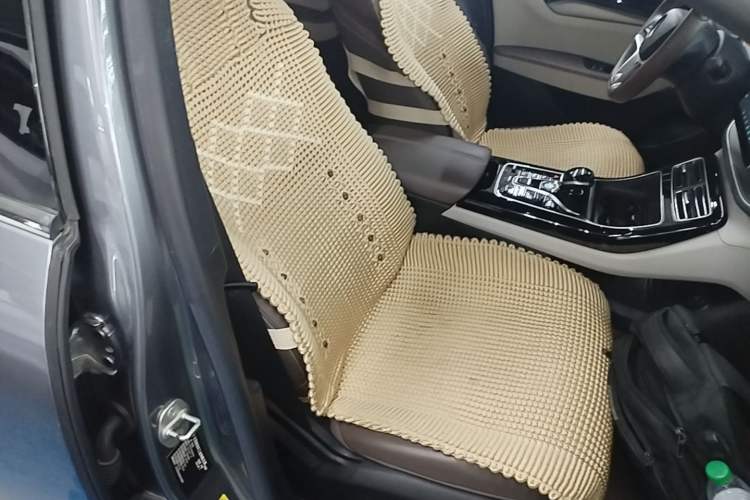Used BYD Qin PLUS 2024 Honor Edition EV 420KM Beyond Model Right Front Seat