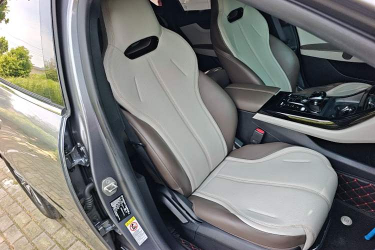 Used BYD Qin PLUS 2024 HONOR Edition DM-i 55KM Leading Model Right Front Seat