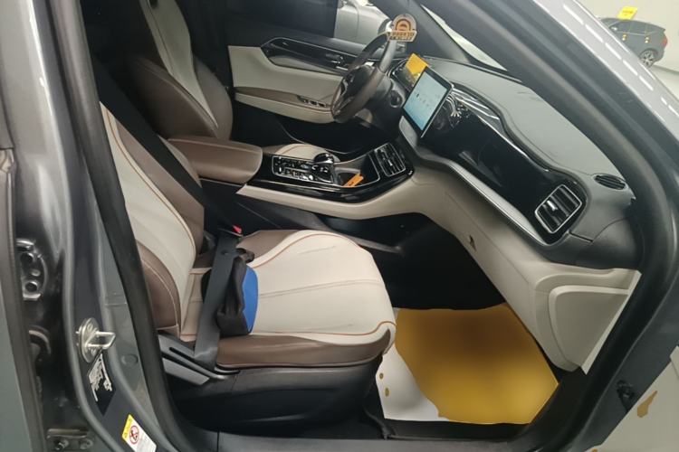 Used BYD Qin PLUS 2024 Honor Edition EV 510KM Leading Model Right Front Seat