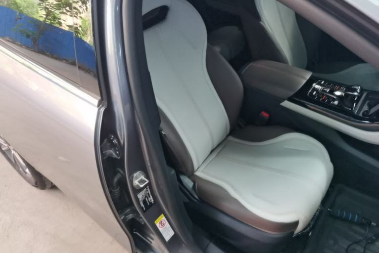 Used BYD Qin PLUS 2024 HONOR Edition DM-i 55KM Leading Model Right Front Seat