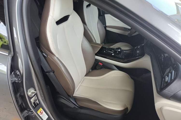 Used BYD Qin PLUS 2024 HONOR Edition DM-i 55KM Leading Model Right Front Seat