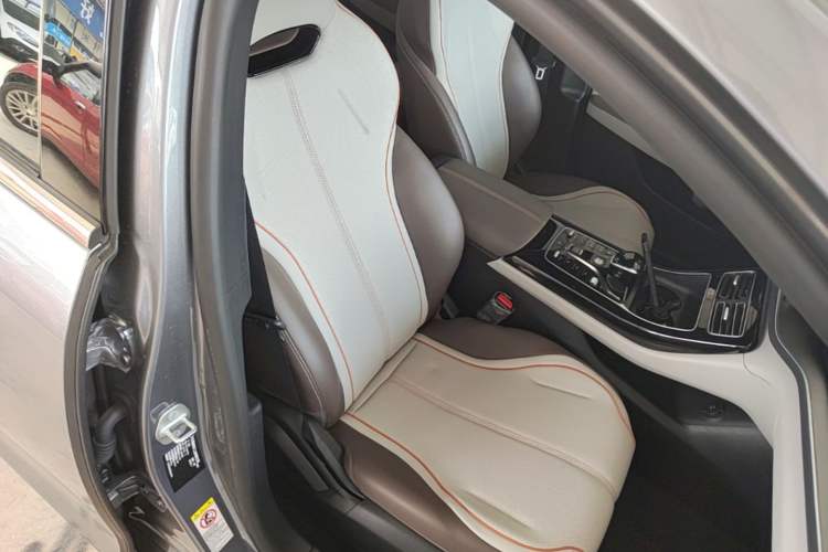 Used BYD Qin PLUS 2024 Honor Edition EV 420KM Leading Model Right Front Seat