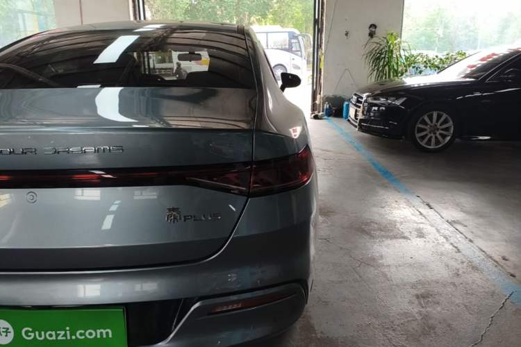 Used BYD Qin PLUS 2024 HONOR Edition DM-i 55KM Leading Model Right Rear Taillight