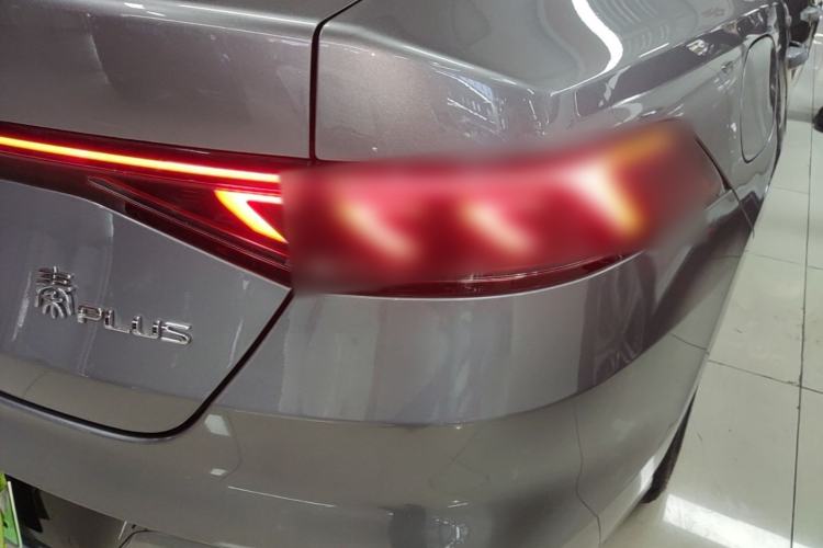 Used BYD Qin PLUS 2024 Honor Edition EV 420KM Beyond Model Right Rear Taillight