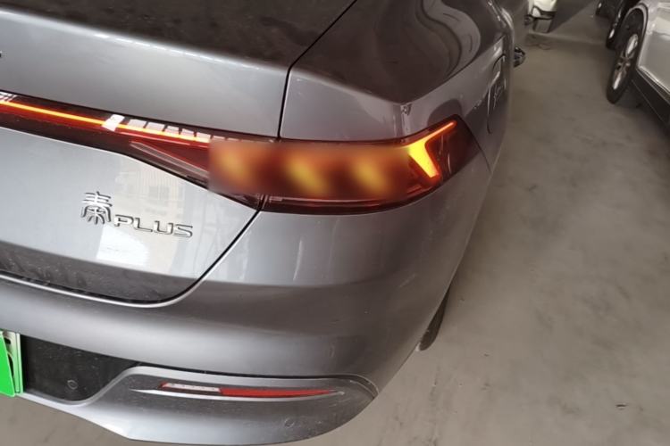 Used BYD Qin PLUS 2024 HONOR Edition DM-i 55KM Leading Model Right Rear Taillight