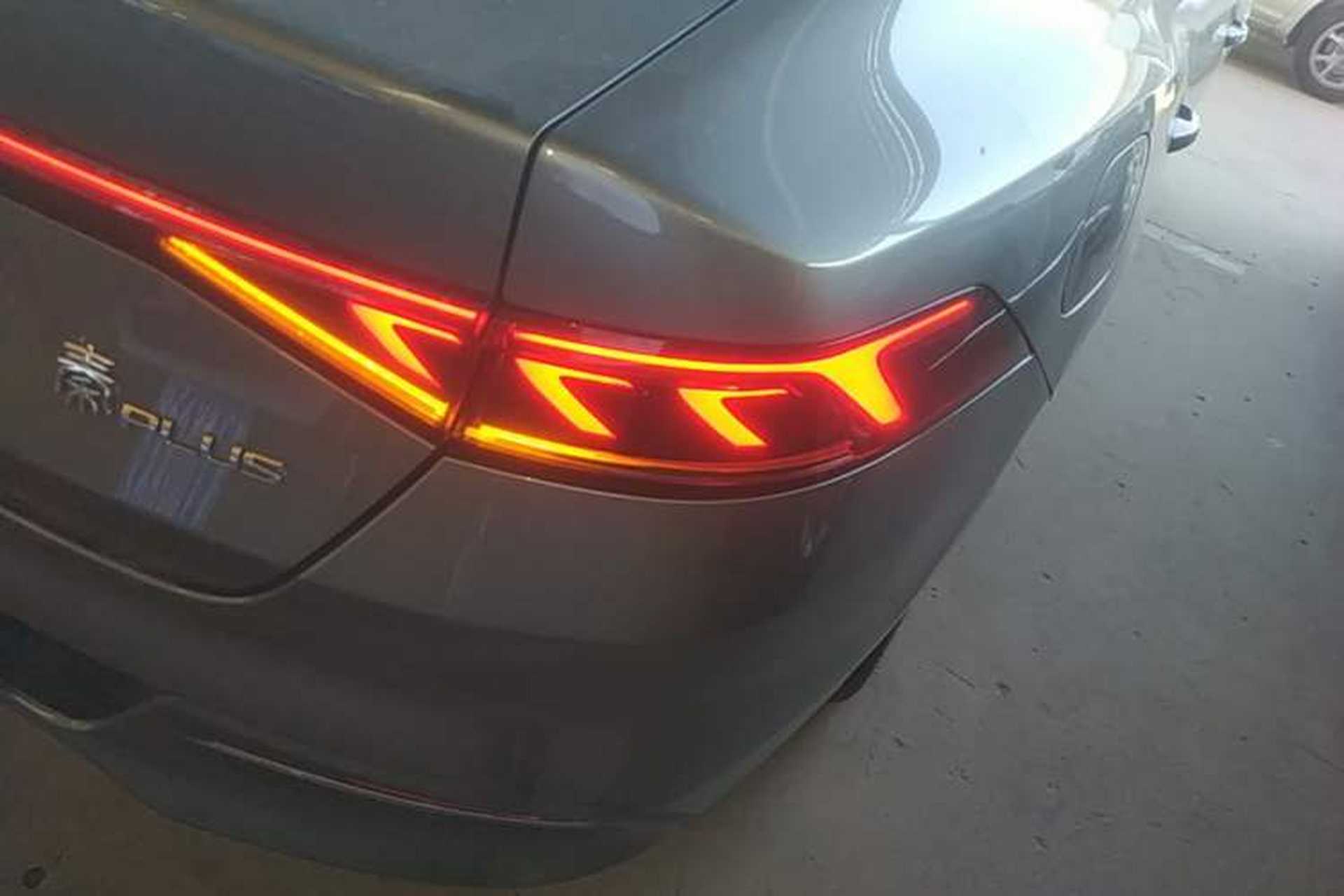 Used BYD Qin PLUS 2024 HONOR Edition DM-i 55KM Leading Model Right Rear Taillight