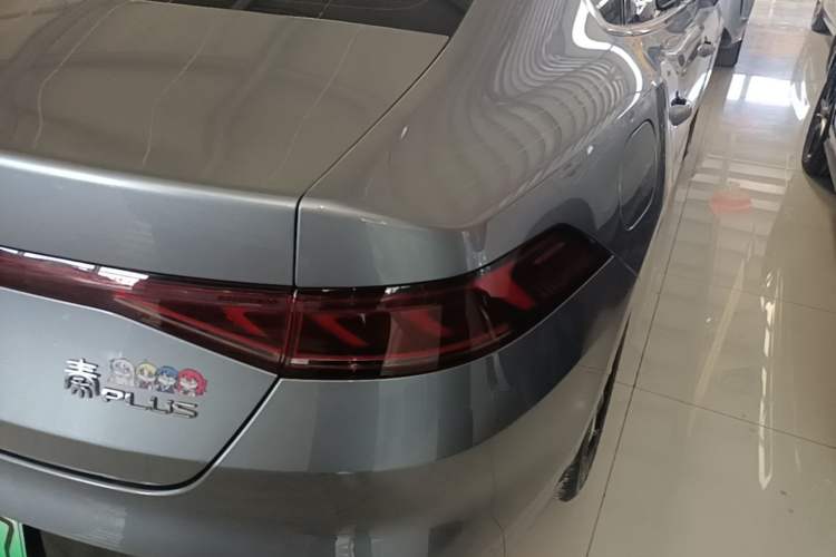 Used BYD Qin PLUS 2024 HONOR Edition DM-i 55KM Leading Model Right Rear Taillight