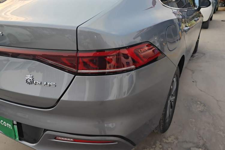 Used BYD Qin PLUS 2024 HONOR Edition DM-i 55KM Leading Model Right Rear Taillight