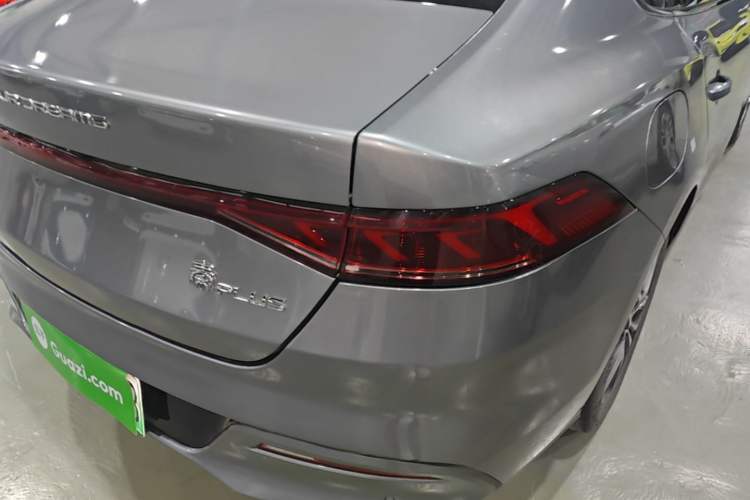 Used BYD Qin PLUS 2024 Honor Edition EV 510KM Beyond Model Right Rear Taillight