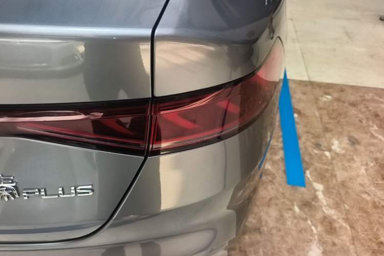 Used BYD Qin PLUS 2024 HONOR Edition DM-i 55KM Leading Model Right Rear Taillight