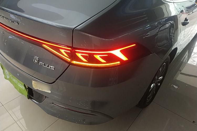 Used BYD Qin PLUS 2024 HONOR Edition DM-i 55KM Leading Model Right Rear Taillight