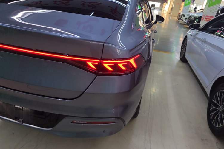 Used BYD Qin PLUS 2024 HONOR Edition DM-i 55KM Leading Model Right Rear Taillight