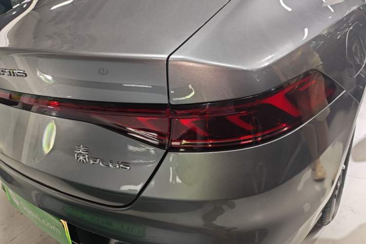 Used BYD Qin PLUS 2024 HONOR Edition DM-i 55KM Leading Model Right Rear Taillight