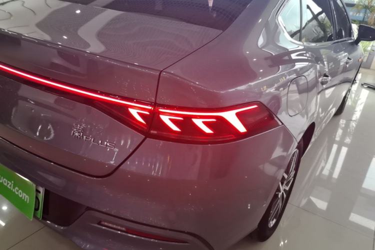 Used BYD Qin PLUS 2024 Honor Edition EV 420KM Leading Model Right Rear Taillight