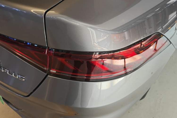 Used BYD Qin PLUS 2024 HONOR Edition DM-i 55KM Leading Model Right Rear Taillight