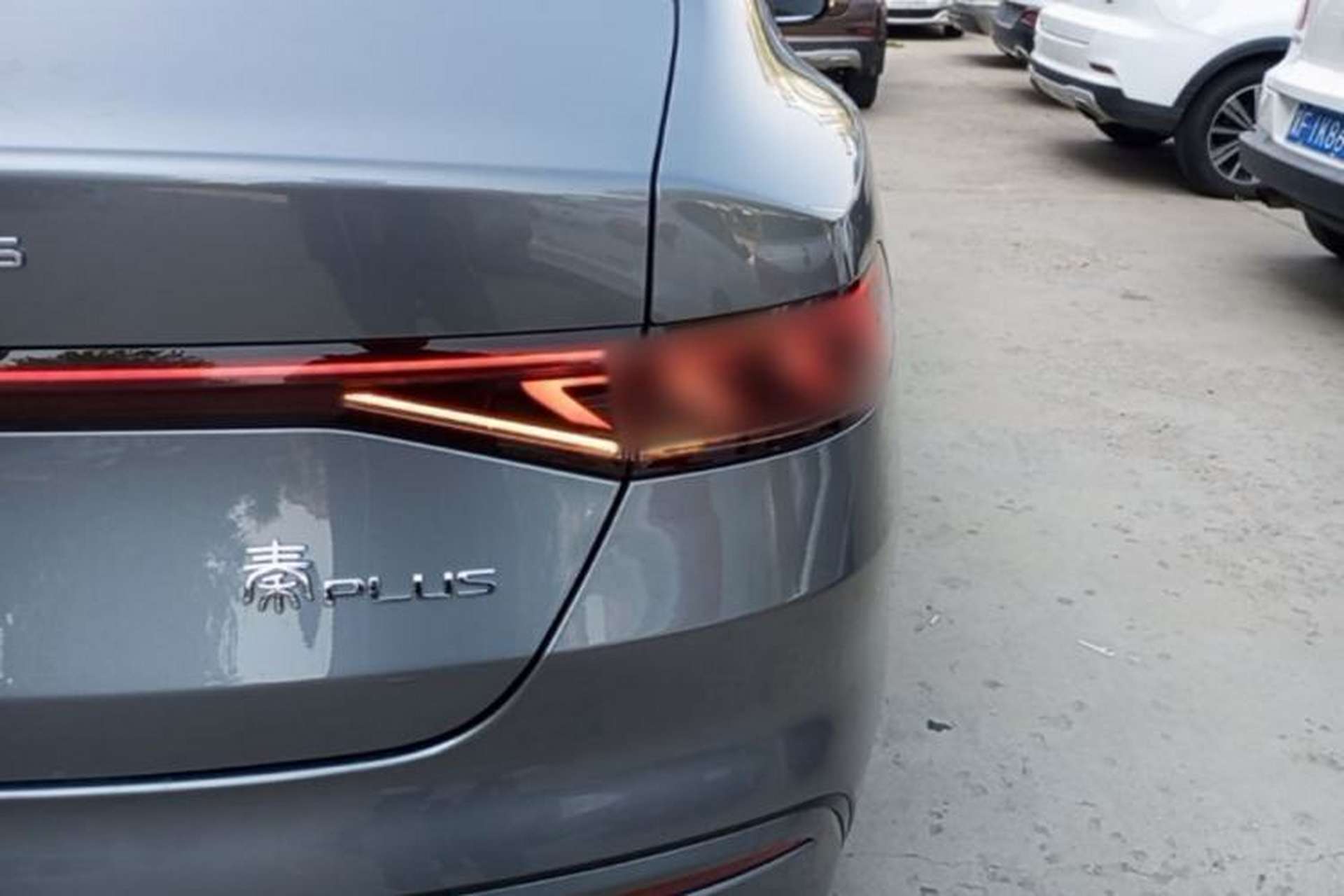Used BYD Qin PLUS 2024 HONOR Edition DM-i 55KM Leading Model Right Rear Taillight