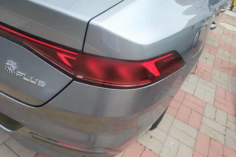 Used BYD Qin PLUS 2024 HONOR Edition DM-i 55KM Leading Model Right Rear Taillight