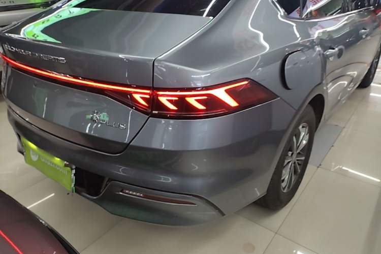 Used BYD Qin PLUS 2024 HONOR Edition DM-i 55KM Leading Model Right Rear Taillight