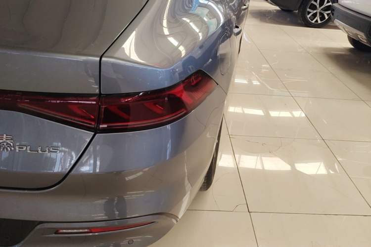 Used BYD Qin PLUS 2024 HONOR Edition DM-i 55KM Leading Model Right Rear Taillight