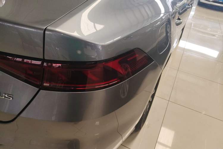 Used BYD Qin PLUS 2024 HONOR Edition DM-i 55KM Leading Model Right Rear Taillight