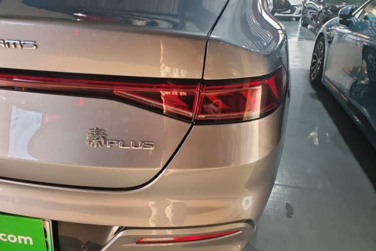 Used BYD Qin PLUS 2024 Honor Edition EV 420KM Leading Model Right Rear Taillight