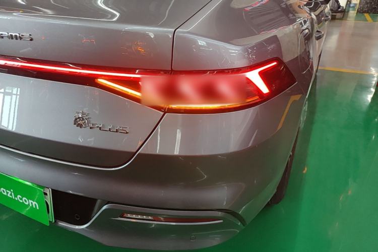 Used BYD Qin PLUS 2024 HONOR Edition DM-i 55KM Leading Model Right Rear Taillight