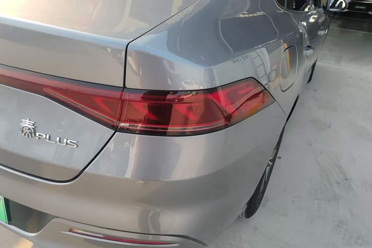 Used BYD Qin PLUS 2024 HONOR Edition DM-i 55KM Leading Model Right Rear Taillight