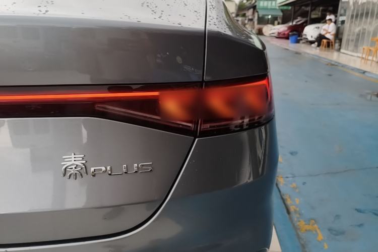 Used BYD Qin PLUS 2024 HONOR Edition DM-i 55KM Leading Model Right Rear Taillight