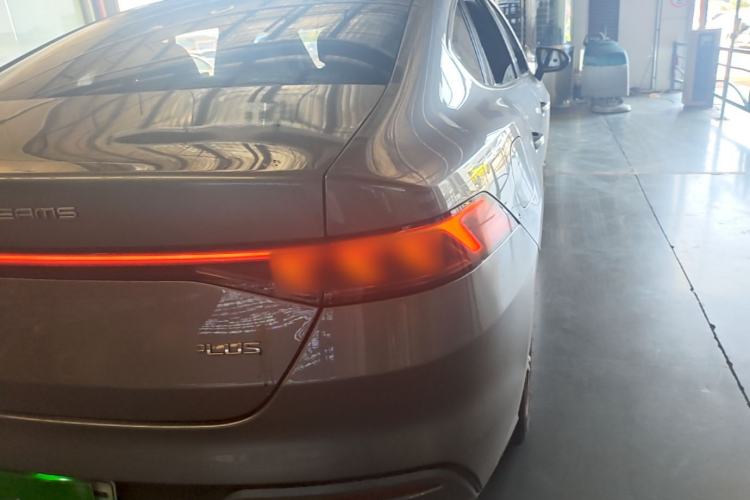 Used BYD Qin PLUS 2024 Honor Edition EV 420KM Leading Model Right Rear Taillight