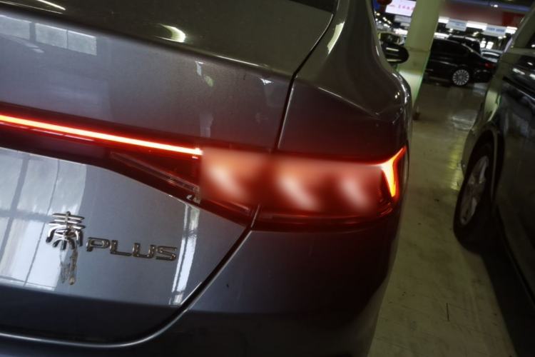 Used BYD Qin PLUS 2024 HONOR Edition DM-i 55KM Beyond Model Right Rear Taillight