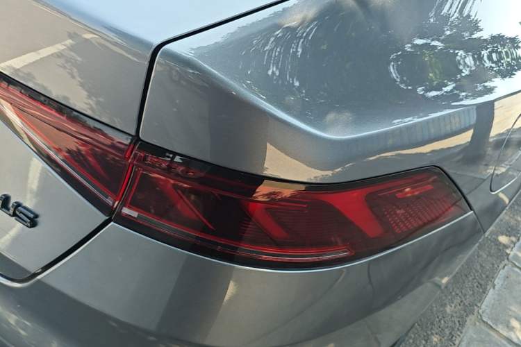 Used BYD Qin PLUS 2024 HONOR Edition DM-i 55KM Leading Model Right Rear Taillight