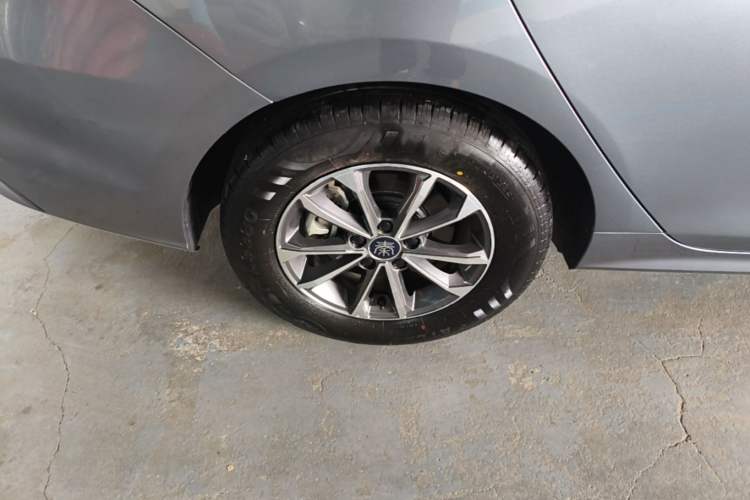 Used BYD Qin PLUS 2024 HONOR Edition DM-i 55KM Leading Model Right Rear Wheel Hub