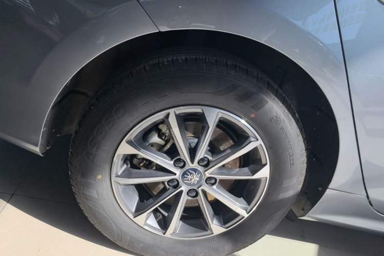 Used BYD Qin PLUS 2024 HONOR Edition DM-i 55KM Leading Model Right Rear Wheel Hub