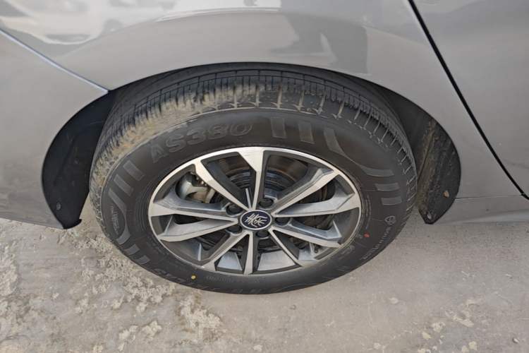 Used BYD Qin PLUS 2024 HONOR Edition DM-i 55KM Leading Model Right Rear Wheel Hub