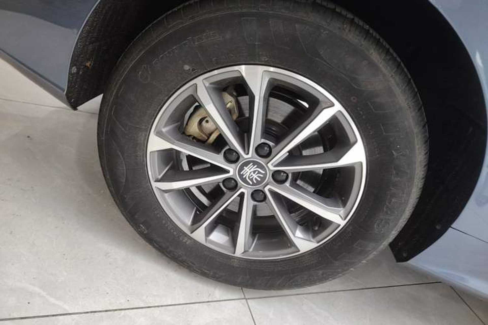 Used BYD Qin PLUS 2024 HONOR Edition DM-i 55KM Leading Model Right Rear Wheel Hub