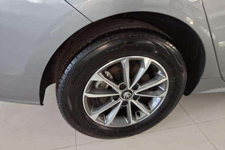 Used BYD Qin PLUS 2024 HONOR Edition DM-i 55KM Leading Model Right Rear Wheel Hub