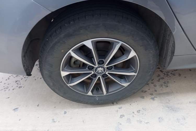 Used BYD Qin PLUS 2024 HONOR Edition DM-i 55KM Leading Model Right Rear Wheel Hub
