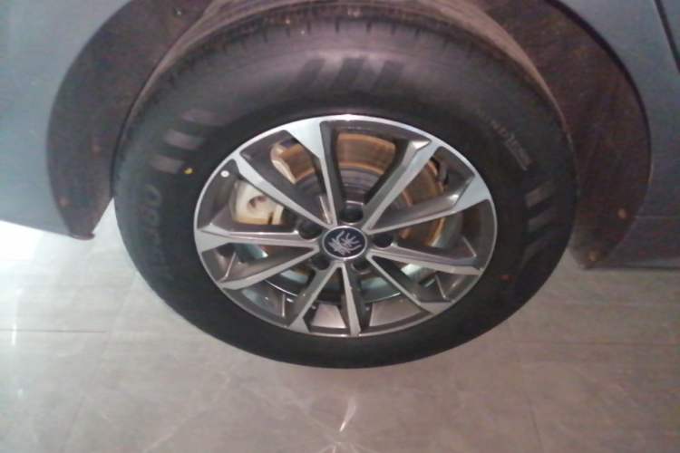 Used BYD Qin PLUS 2024 HONOR Edition DM-i 55KM Leading Model Right Rear Wheel Hub