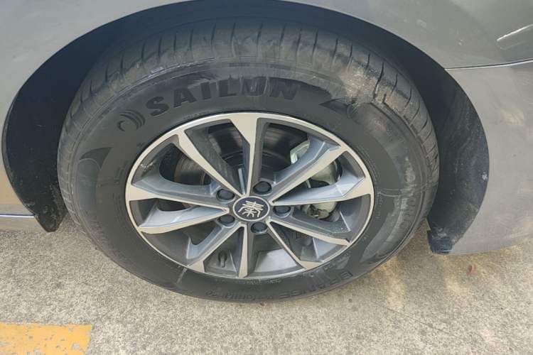 Used BYD Qin PLUS 2024 HONOR Edition DM-i 55KM Leading Model Right Rear Wheel Hub