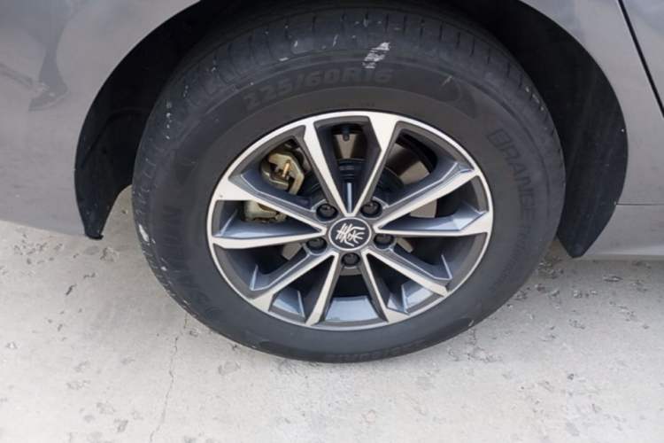 Used BYD Qin PLUS 2024 HONOR Edition DM-i 55KM Leading Model Right Rear Wheel Hub