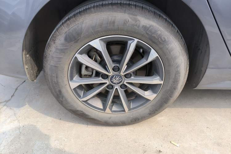 Used BYD Qin PLUS 2024 HONOR Edition DM-i 55KM Leading Model Right Rear Wheel Hub