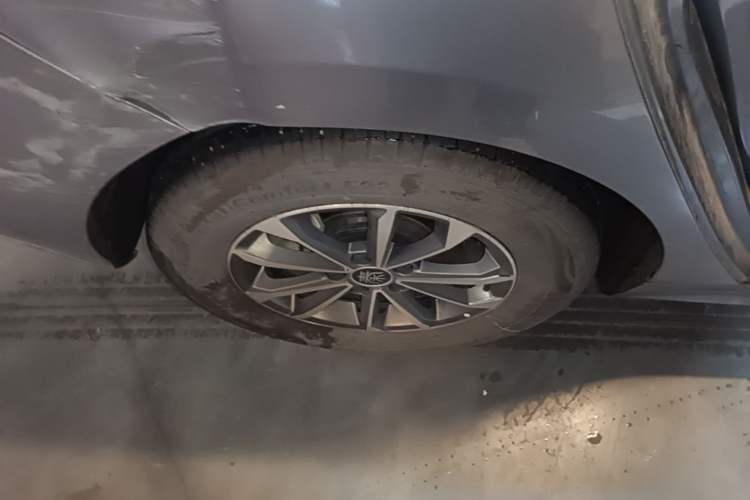 Used BYD Qin PLUS 2024 HONOR Edition DM-i 55KM Leading Model Right Rear Wheel Hub