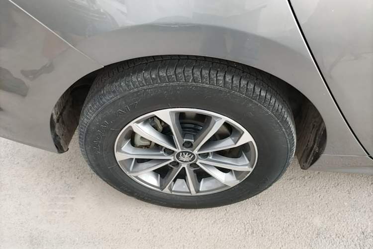Used BYD Qin PLUS 2024 HONOR Edition DM-i 55KM Leading Model Right Rear Wheel Hub