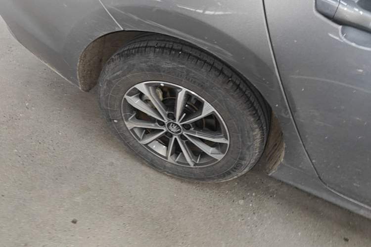 Used BYD Qin PLUS 2024 HONOR Edition DM-i 55KM Leading Model Right Rear Wheel Hub